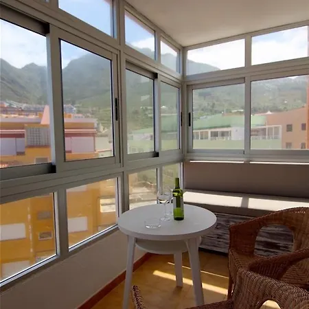 Live Luna Balcony & View *